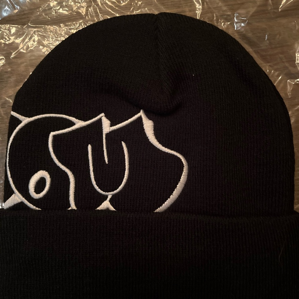 Supreme New Era MF Doom Beanie Black FW23 Brand New - Picture 4 of 5